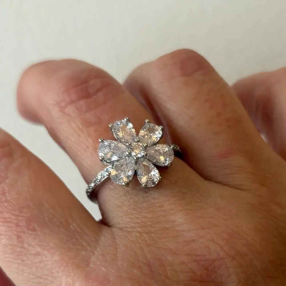 The blossom ring in 925 silver and lab created stones sz 9